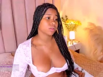 Freechat milan_ebony on Chaturbate