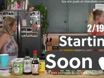 Freechat nakedbakers on Chaturbate