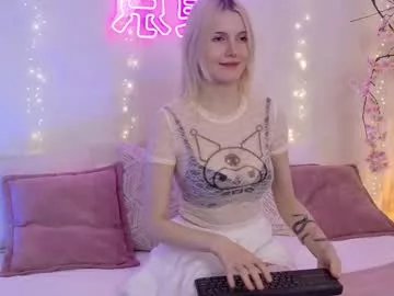 nellloyns on Chaturbate 