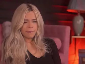 Freechat nickybennz on Chaturbate