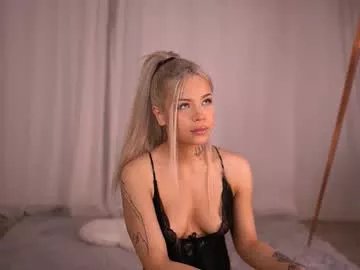 Freechat nickybennz on Chaturbate