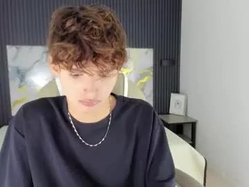 Freechat nicolasferrer18 on Chaturbate