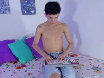 Freechat noah_tyler_ on Chaturbate