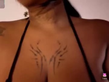 Freechat nova_swan on Chaturbate