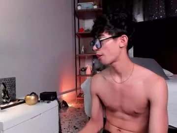 Freechat novawheeler on Chaturbate