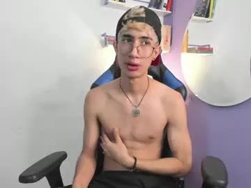 Freechat novawheeler on Chaturbate