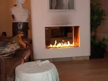 Freechat nuryforerogh on Chaturbate