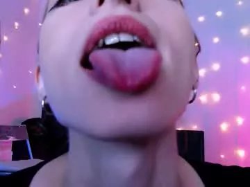 Away pufpufog on Chaturbate