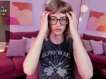 Freechat rubytwinkle on Chaturbate