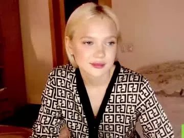 Freechat sarahphyllis on Chaturbate