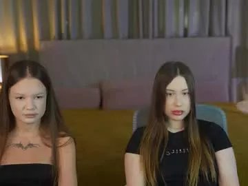 Freechat sweetdesiree_ on Chaturbate