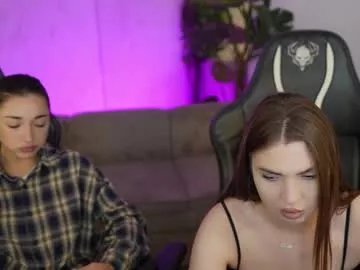 Freechat sweetdesiree_ on Chaturbate