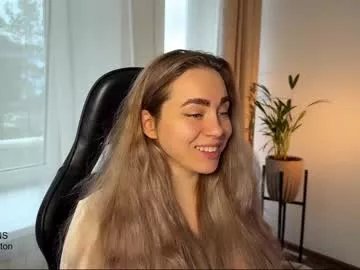 Freechat tatti_1 on Chaturbate