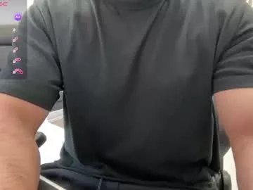 Freechat weaponx1 on Chaturbate