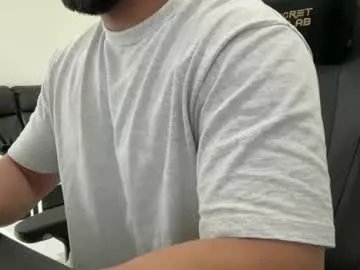 Freechat weaponx1 on Chaturbate