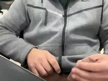 Freechat weaponx1 on Chaturbate