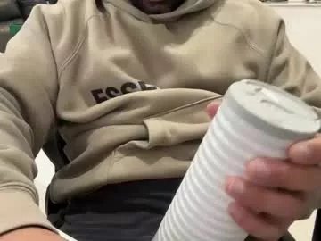 Freechat weaponx1 on Chaturbate