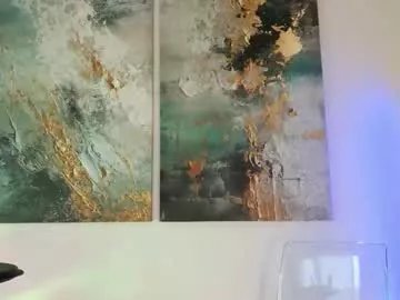 Freechat yvonna_ on Chaturbate