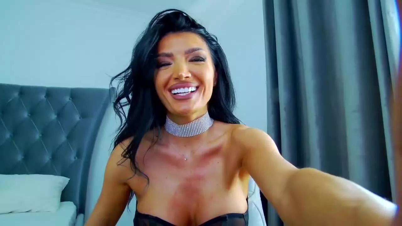 KarinaSmith on Streamray 