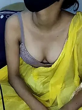 Aidakhan1212 on StripChat 