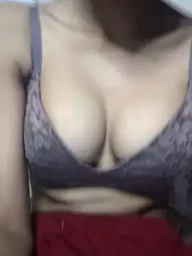 Aidakhan1212 on StripChat 