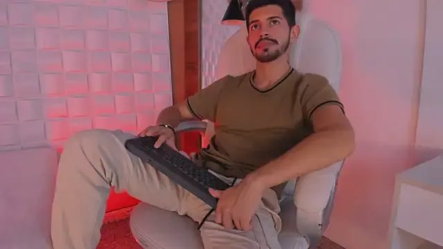 Freechat AlejandroStormm on StripChat