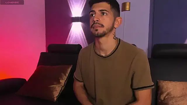 Freechat AlejandroStormm on StripChat