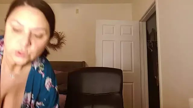 Freechat AlyssiaAmoreXO on StripChat