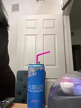 Freechat AlyssiaAmoreXO on StripChat