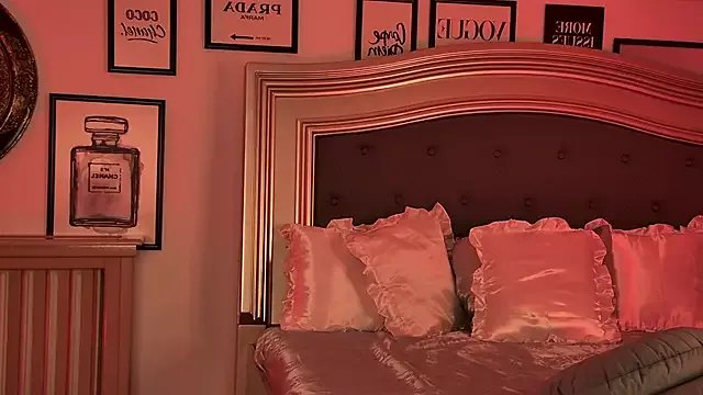 Freechat Amber_Luna on StripChat