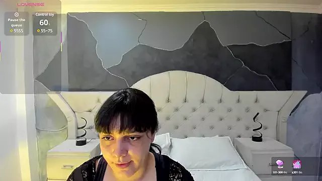 Freechat AmberGreyy_ on StripChat