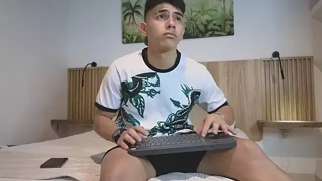 Freechat andrew_rose_ on StripChat