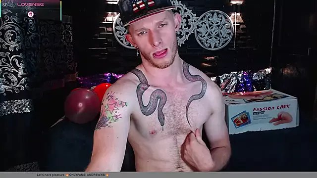Freechat andrewxbi on StripChat