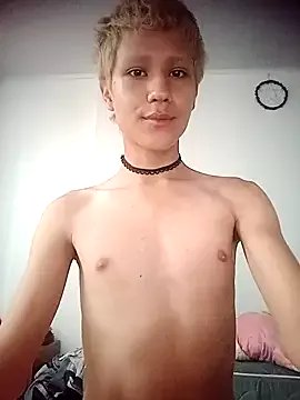 Freechat andy_staar on StripChat
