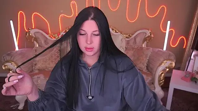 Freechat ArianaDarkk on StripChat