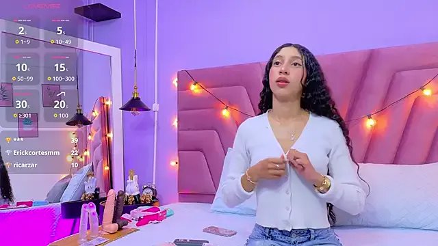 Freechat Beautifulskinny18 on StripChat