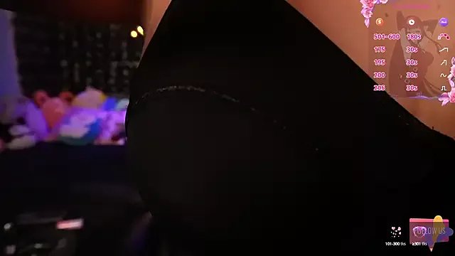 Freechat bellalunabear on StripChat