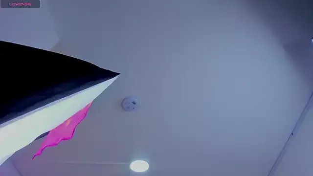 BILIE_ROUSE1 on StripChat 