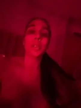 Group BitchySalome on StripChat