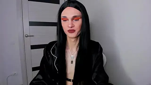 Freechat CHERLYBAY on StripChat