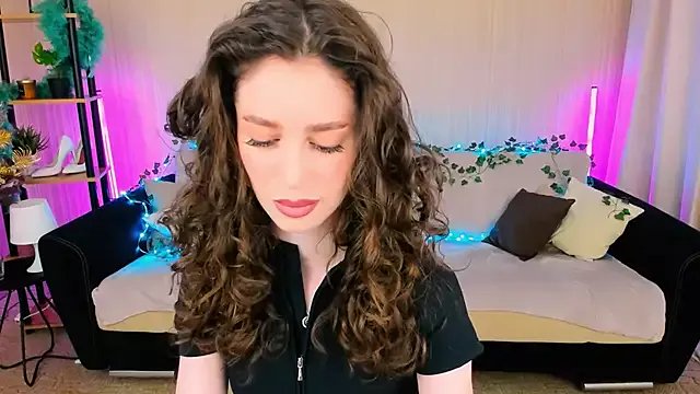 Freechat ChristinaConteeree on StripChat