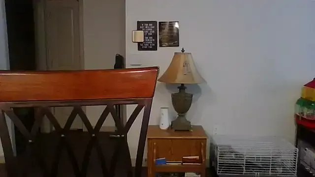 cinnaminnie on StripChat 