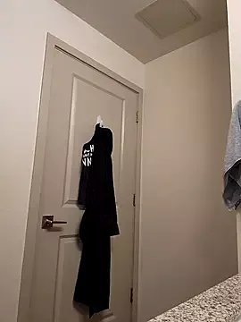 cinnaminnie on StripChat 