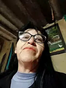 Freechat clarita_01 on StripChat