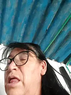 Freechat clarita_01 on StripChat