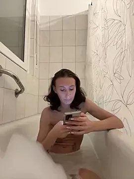 Freechat Emilia_Mausi on StripChat