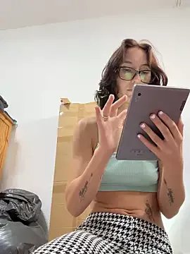 Freechat Emilia_Mausi on StripChat