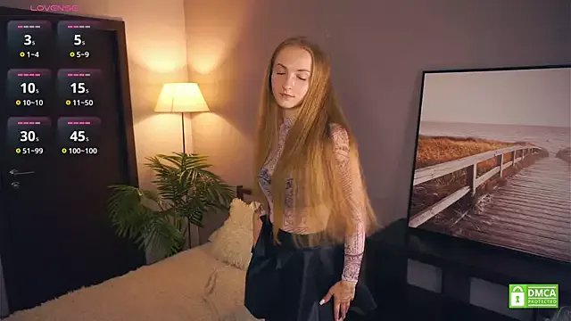 Freechat EsmaCarll on StripChat