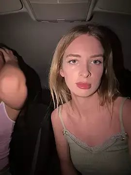 Group EvieEvans on StripChat