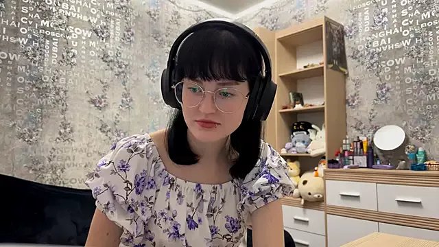 Freechat FakeLamb on StripChat